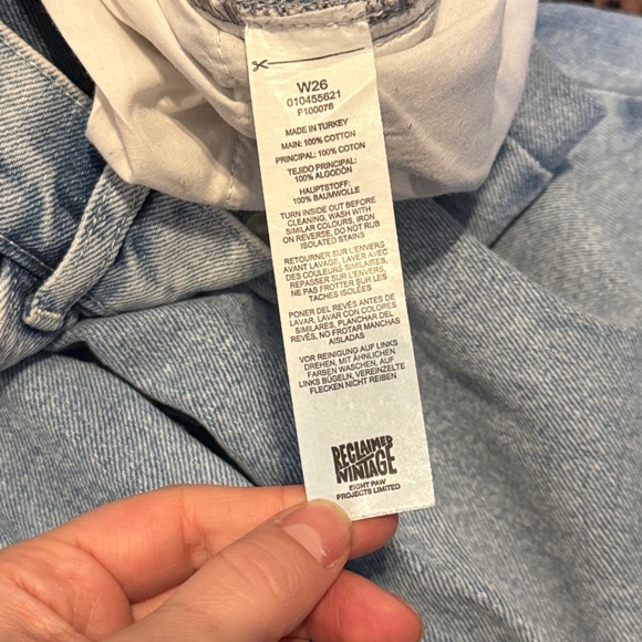 Reclaimed Vintage Jeans - Size 26 - Picture 7 of 11